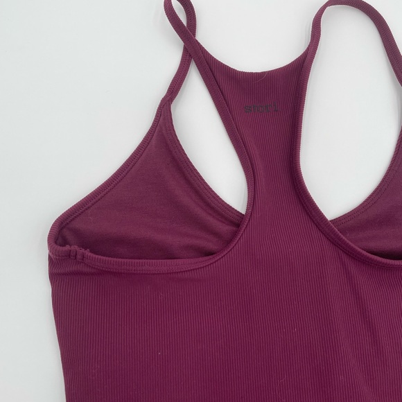 Stori Ribbed Tank Built in Bra - Picture 3 of 4